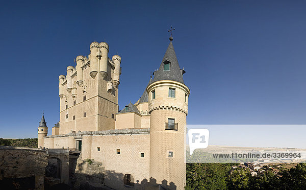 10872079 Spain Castile Leon Segovia Alcazar castle castle fort holidays travel