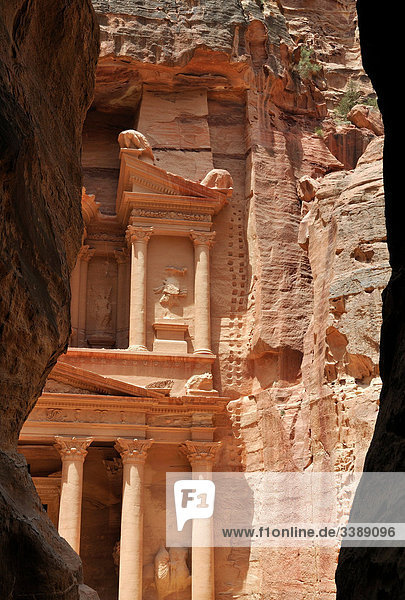 Säulen  Petra  Jordanien  Asien