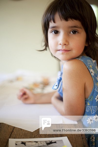 Porträt eines 4-jährigen Mädchens