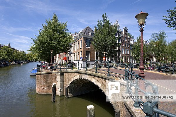 Brücke über der Kaizersgracht in Amsterdam  Niederlande