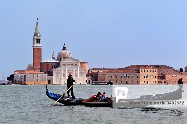 Gondelfahrt auf dem Canale Grande  Venedig  Italien  Europa
