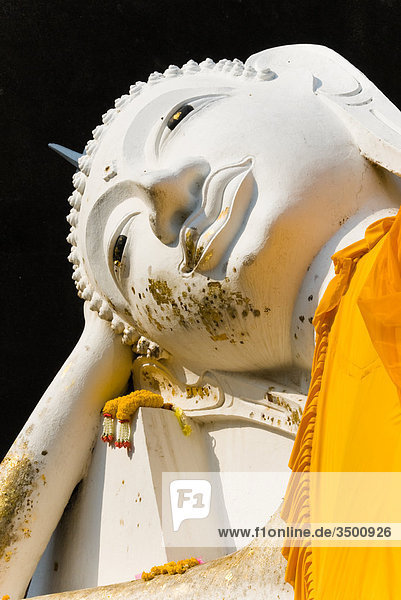 Liegende Buddhastatue  Wat Yai Chai Mongkhon  Ayuthaya  Thailand