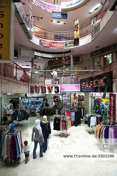 Israel  Westjordanland  Ramallah  City Centre mall