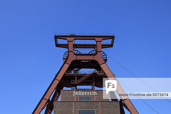 Schacht  Zeche Zollverein  Ruhrgebiet  Nordrhein-Westfalen  Deutschland  Europa