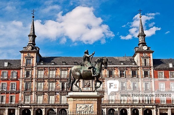 Statue of King Philip III on horseback  Plaza Mayor  Madrid  Spain