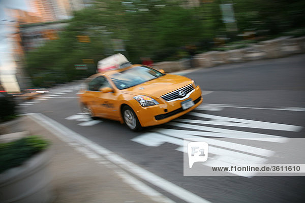 Yellow cab  New York City  New York State  USA  America