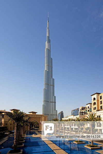 Skyline Skylines Sehenswürdigkeit Vereinigte Arabische Emirate VAE Wohnhaus Reise Architektur hoch oben Wohngebiet Naher Osten Dubai modern