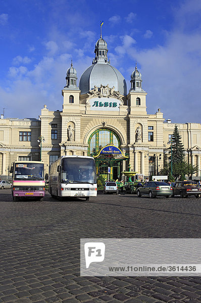 Railway Station  Lviv  Oblast Lwiw  Ukraine
