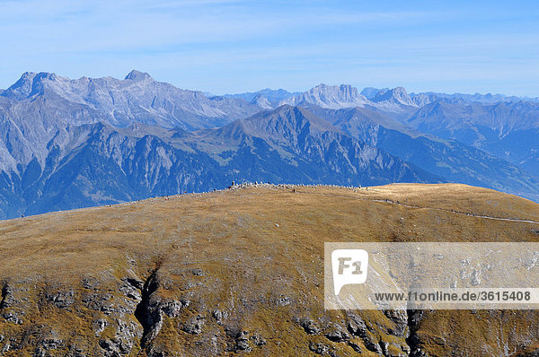 Landschaftlich schön landschaftlich reizvoll Berg Natur Alpen Herbst Schweiz Bergpanorama