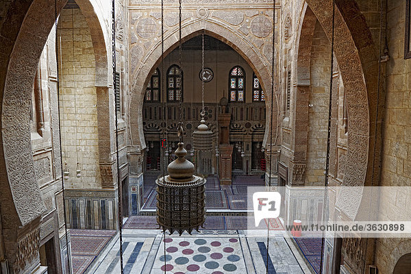 Innenaufnahme der El-Ghouriyya-Moschee  Kairo  Ägypten