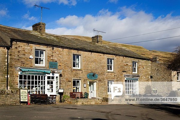 tea-rooms-and-hotel-thwaite-yorkshire-dales-england