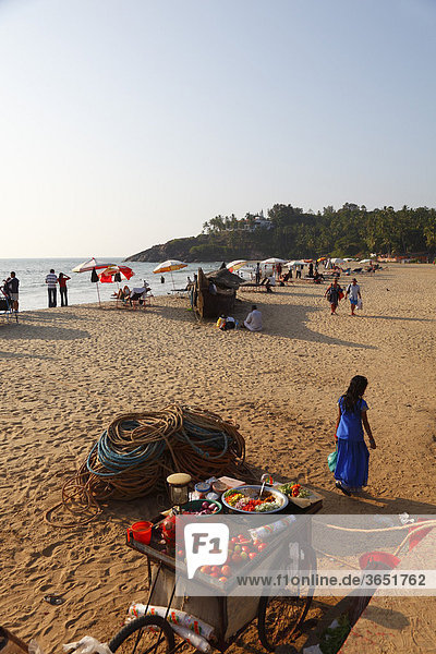 Cookshop to Hawah Beach  Kovalam  Malabarian Coast  Malabar  Kerala state  India  Asia