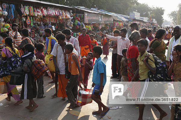 Marktstände während Thaipusam-Fest  Hindu-Fest  Palani  Tamil Nadu  Tamilnadu  Südindien  Indien  Asien