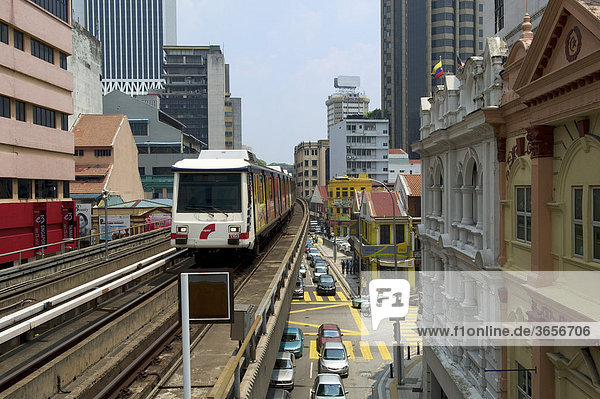 Hochbahn in Kuala Lumpur  Malaysia  Südostasien