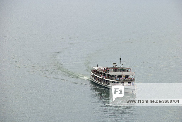Eine Passagierfähre auf dem Bodensee  Deutschland