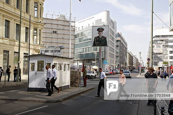 Checkpoint Charlie  Berlin  Deutschland  Europa