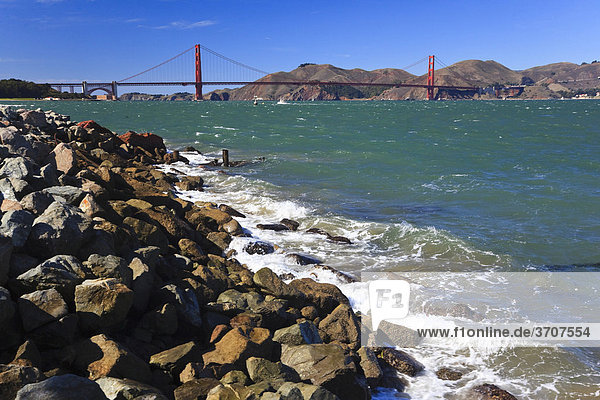 Golden Gate Bridge  San Francisco  California  USA  North America