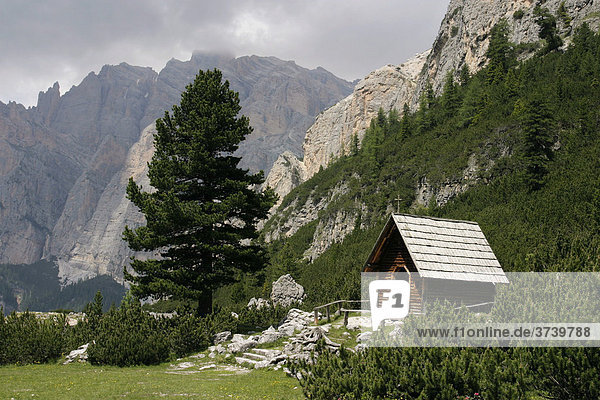 Chapel  Lagazuoi Tal  Lagacio  Dolomiten  Italien  Europa