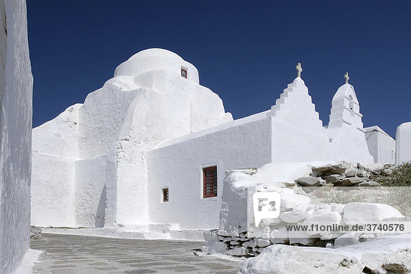 Weiße Kirche  Panagia Paraportiani  Kapelle in Mykonos Stadt  Kykladen  Griechenland  Europa