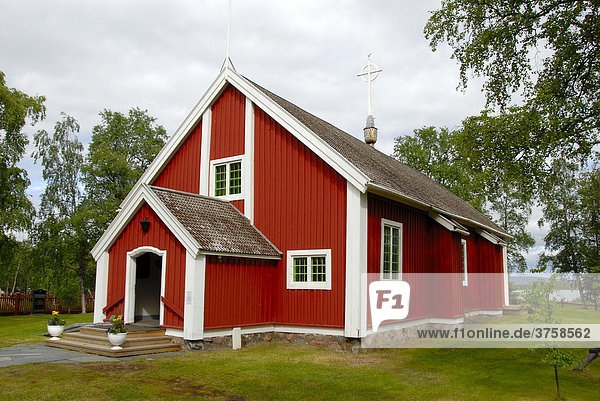 Old red-and-white wooden church  Jukkasjaervi  Lapland  Sweden