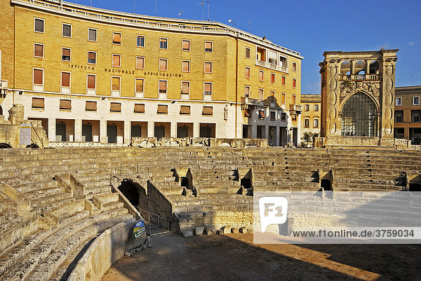 Roman amphitheatre  Lecce  Apulia  South Italy  Europe