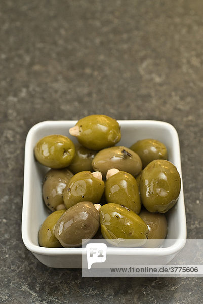 Oliven gefüllt mit Mandeln