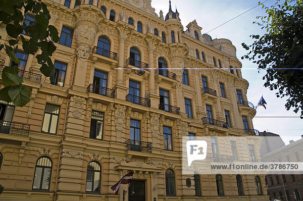 Riga bekannt durch seine prächtigen Jugendstilfassaden ist Riga  Lettland  Baltikum