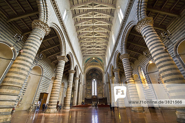 Italy  Umbria  Orvieto interior of the Duomo  Main Nave                                                                                                                                             