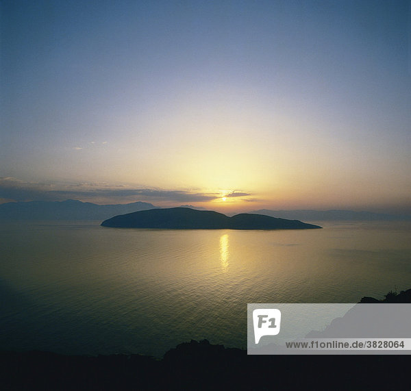 Sunset over the Isle of Psira  view from Mochlos  Crete  Greece