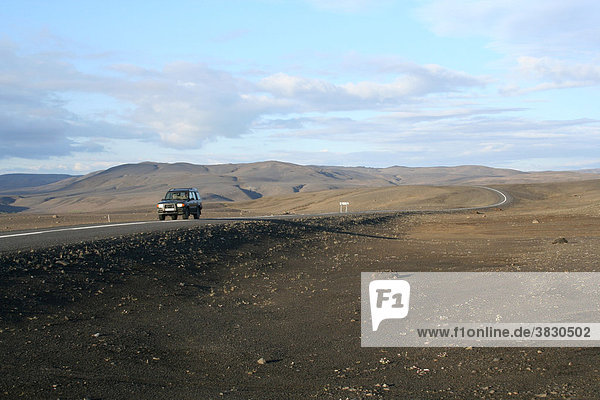 Highlandroad with landrover in iceland