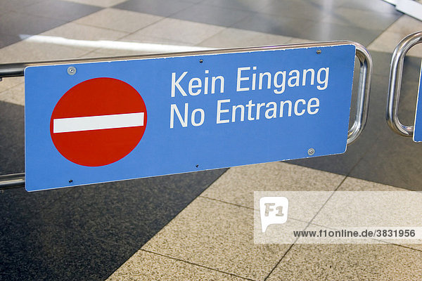 Sign No Entrance