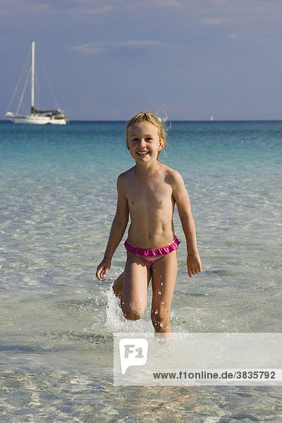 Child at Cala Brandinchi beach  eastcoast  Sardinia  Italy