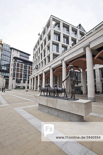 Zentrale der London Stock Exchange Wertpapierbörse  Statue zeigt einen Schäfer  London  Großbritannien  Europa