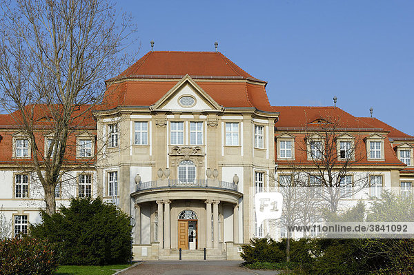 Oberlandesgericht  erbaut 1914-1917  am ehemaligen Burgberg  Naumburg  Sachsen-Anhalt  Deutschland  Europa