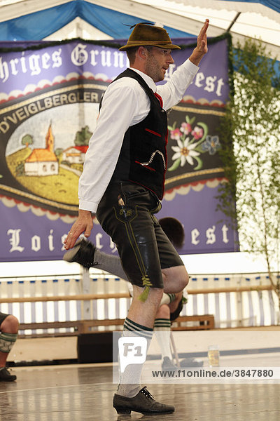 Schuhplattler  traditional folk dancer  83rd Loisachgaufest in Neufahrn near Egling  Upper Bavaria  Bavaria  Germany  Europe