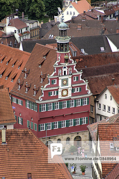 Altes Rathaus und Blick über die Dächer  Esslingen  Baden-Württemberg  Deutschland  Europa