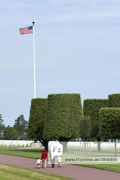American military cemetery at Omaha Beach near Colleville sur Mer  Normandy  France  Europe
