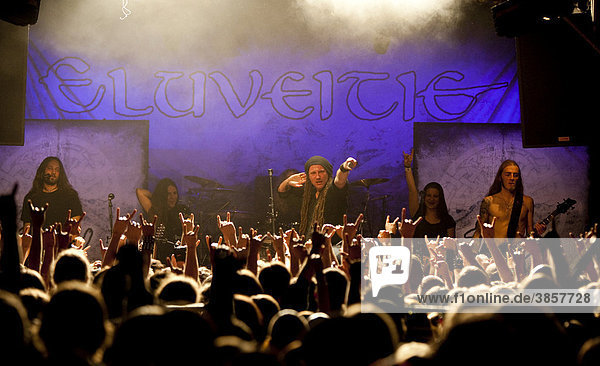 Die Schweizer Pagan-Metal-Band Eluveitie live in der Schüür  Luzern  Schweiz