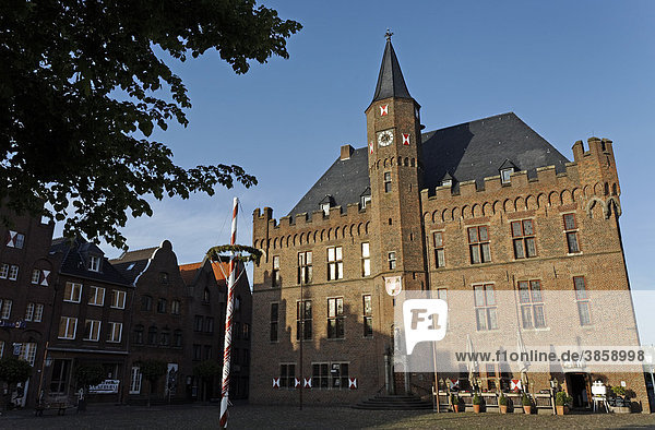 Historic city hall Kalkar Lower Rhine region North Rhine-Westphalia Germany Europe