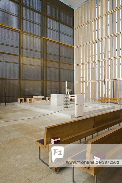 2000 Allmann Altäre Altaere Altar Architekten Architektur Bänke Baenke Bank Bau Bauten Bauwerk Bauwerke bayerisch bayerische bayerischer bayerisches Bayern bayrisch bayrische bayrischer bayrisches BRD Bundesrepublik Christentum christlich christliche christlicher christliches deutsch deutsche deutscher deutsches Deutschland europäisch europäische europäischer europäisches Europa europaeisch europaeische europaeischer europaeisches Gebäude Gebaeude gebaut Glaube glauben Herz innen Innenansicht Innenansichten Innenarchitektur Innenaufnahme Innenräume Innenraeume Innenraum Jesu katholisch katholische katholischer katholisches Kirche Kirchen Kirchenbänke Kirchenbaenke Kirchenbank München menschenleer modern moderne moderner modernes Muenchen niemand Oberbayern Pfarrkirche Pfarrkirchen römisch religiös religiöse religiöser religiöses religioes religioese religioeser religioeses Religion roemisch Süddeutschland Sakralbau Sakralbauten Sattler Sitzbänke Sitzbaenke Sitzbank Sueddeutschland Wappner