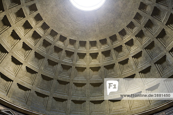 Italien  Rom  Pantheon-Kuppel  Tiefblick