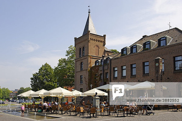 Turm-Cafe  Kavarinerstrasse street  Kleve  North Rhine-Westfalia  Germany  Europe