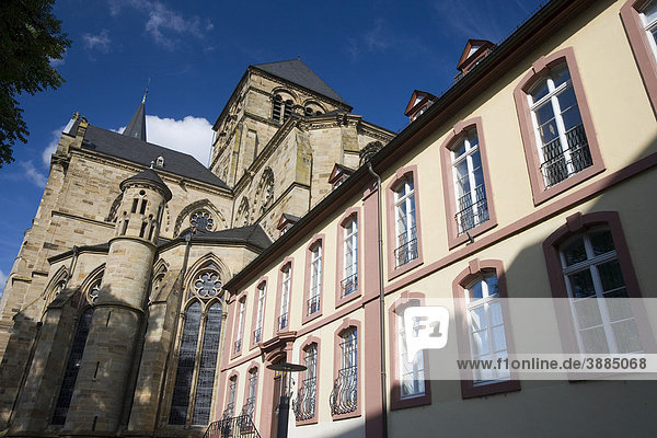 Liebfrauen-Basilika und Dom zu Trier  Rheinland-Pfalz  Deutschland  Europa