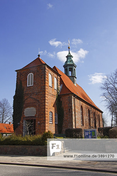 Historische Schlosskirche  Stadt Ahrensburg  Kreis Stormarn  Schleswig-Holstein  Deutschland  Europa