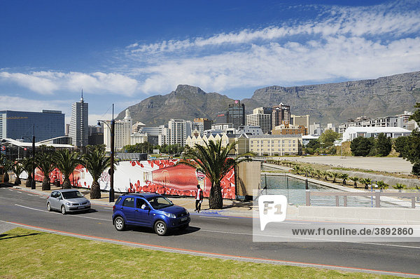 Stadtzentrum von Kapstadt mit Tafelberg  Foreshore  Kapstadt  Südafrika  Afrika