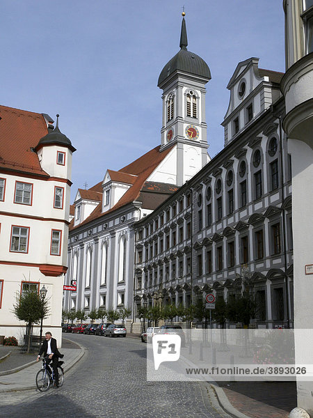 Altstadt  ehemalige Jesuitenkirche  Dillingen an der Donau  Bayern  Deutschland  Europa