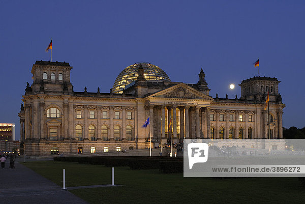 Reichstag parliament with dome by Sir Norman Foster  Platz der Republik square  Regierungsviertel Government District  Berlin  Germany  Europe