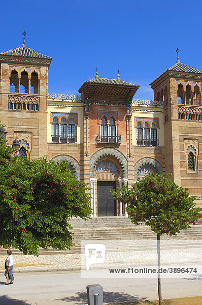 Museum für Volkskunst und Brauchtum MudÈjar-Pavillon im Maria Luisa Park Sevilla Andalusien Spanien Europa