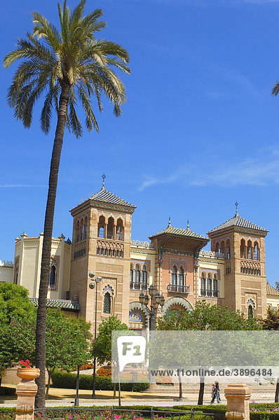 Museum für Volkskunst und Brauchtum MudÈjar-Pavillon im Maria Luisa Park Sevilla Andalusien Spanien Europa