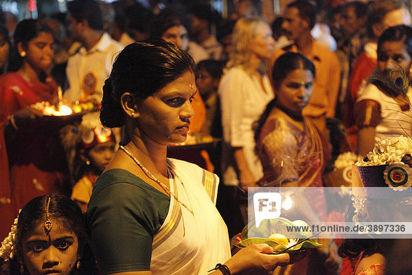 Prozession  Hindu-Tempelfest in Pulinkudi  Kerala  Südindien  Indien  Asien